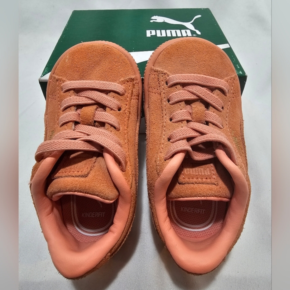 Kids Puma Suede Mono Gold size 4C - Picture 4 of 5